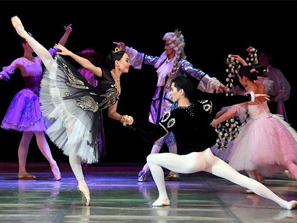 The State Academic Dance Theatre of the Republic of Kazakhstan opens the 58th theatre season with a tour