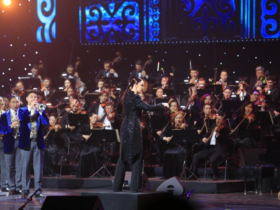 90-летний рубеж: Казахская государственная академическая филармония имени Жамбыла отметила юбилей