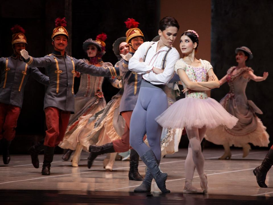 Казахстанская «Коппелия» покорила сцену Королевского оперного театра Маската