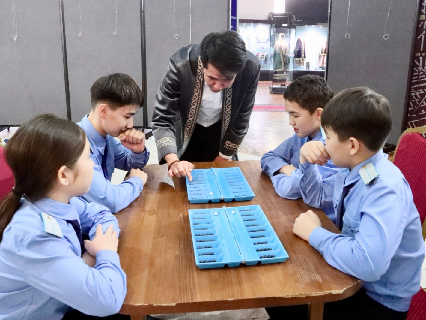 В Национальном центральном музее открылась выставка «Ұлы дала ойындары: тарих пен дәстүр»