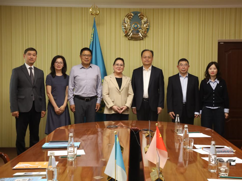 Kazakhstan and China strengthen cooperation in book publishing