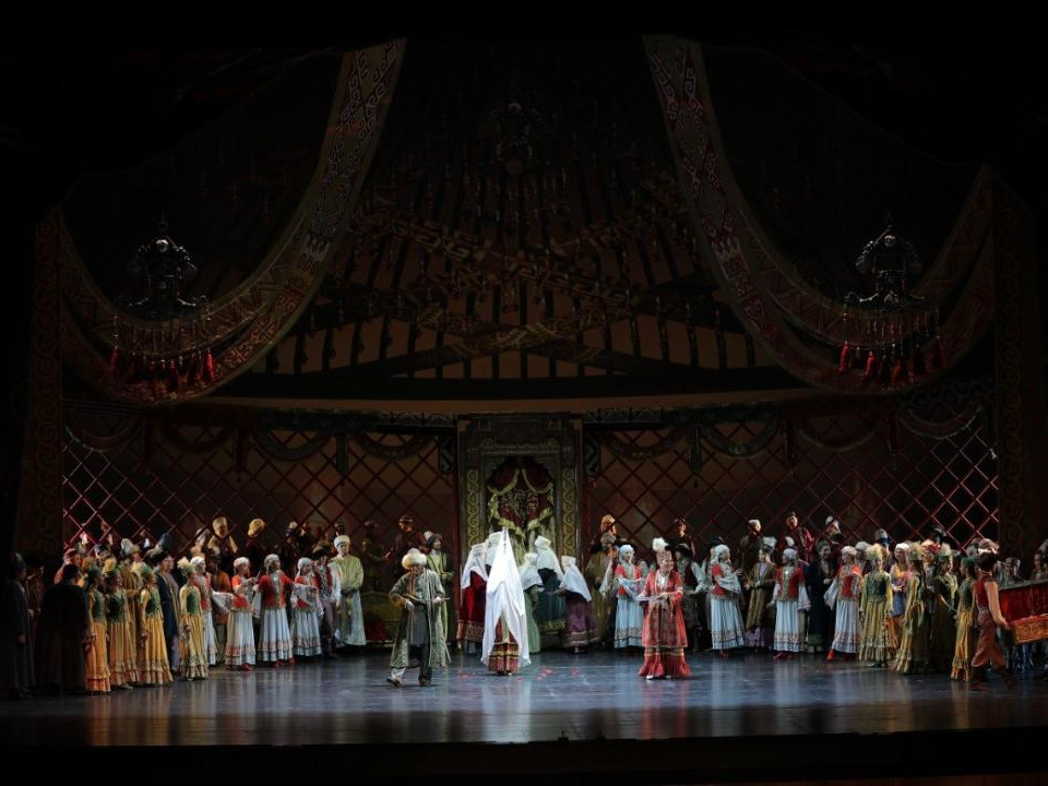 From "Le Corsaire" to "Akbala": Three leading Kazakh theaters open a new season