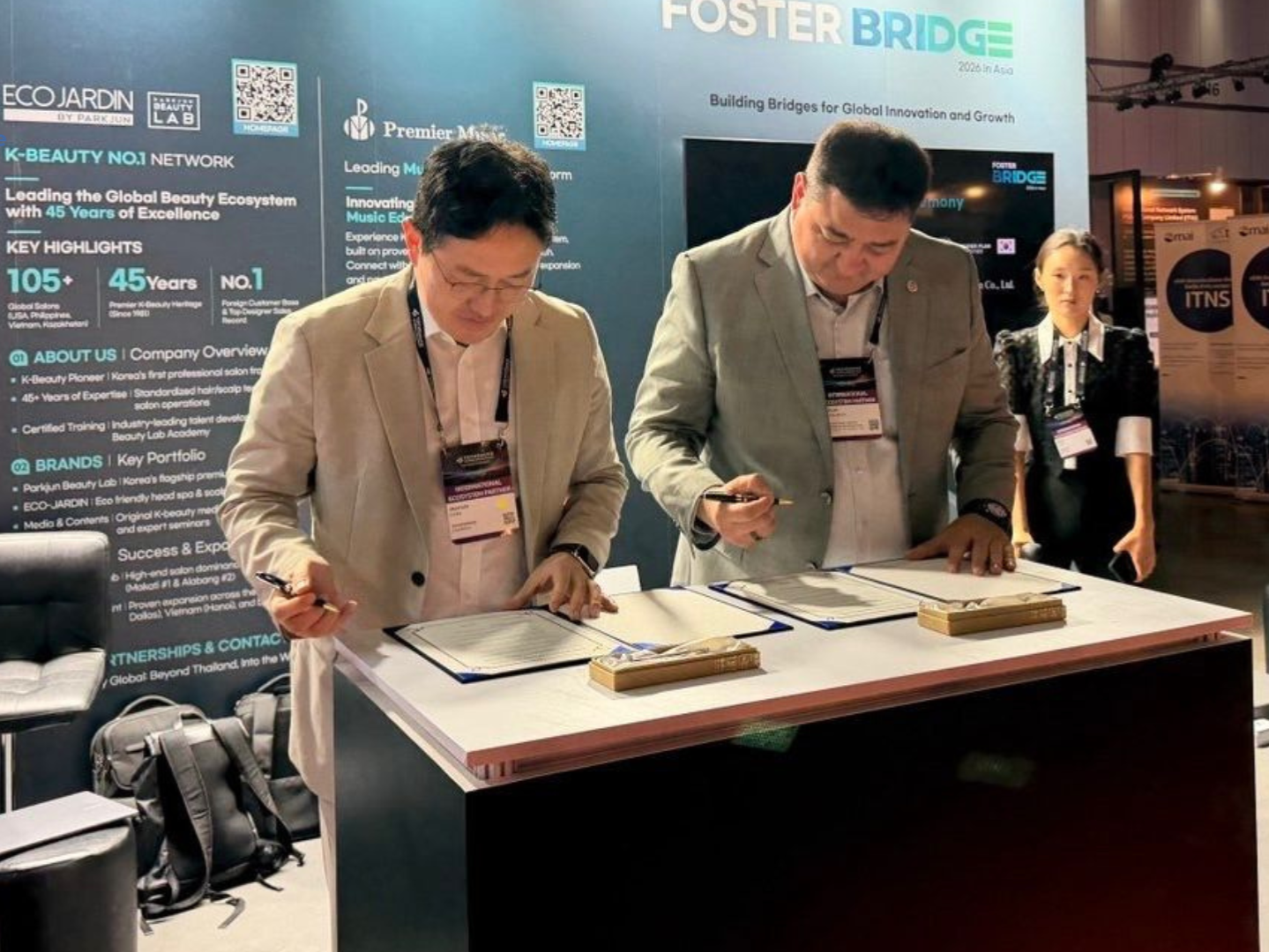 Qazaq Creative signed a memorandum of international cooperation in Bangkok.